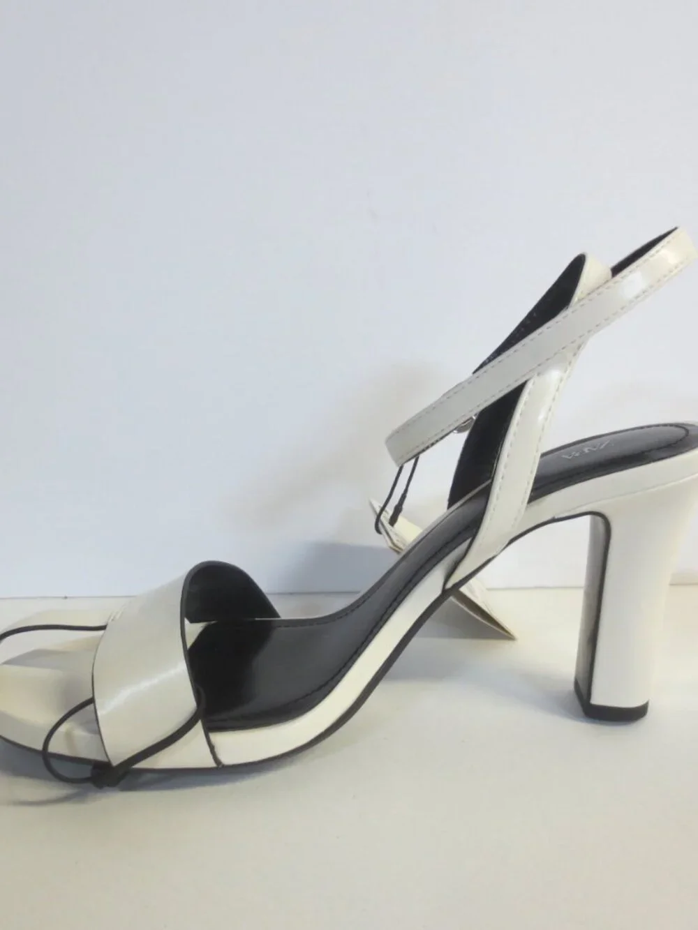 ZARA WOMEN'S HIGH HEEL SANDALS - CREAM/BLACK - US 9 - Picture 5 of 7